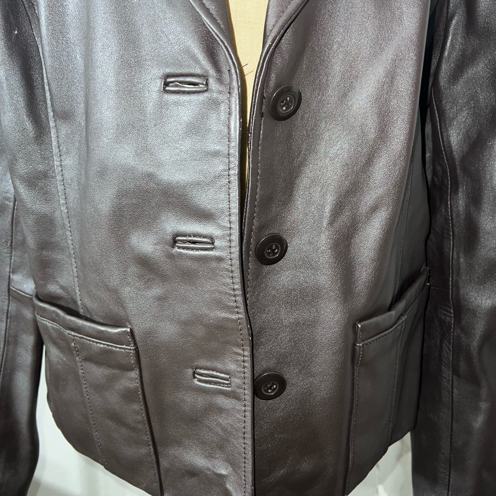 Leather jacket - Picture 2 of 4
